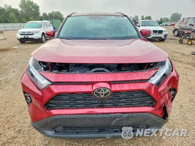 Piąte zdjęcie samochodu w środku: 2024 TOYOTA RAV4 XLE PREMIUM VIN:2T3A1RFV9RW438209 - miniatura