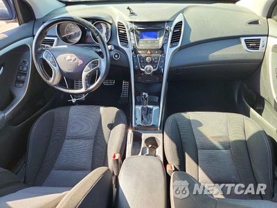 Zdjęcie 8 z 13 samochodu: 2013 HYUNDAI ELANTRA GT BASE VIN:KMHD35LE4DU121430 - miniatura