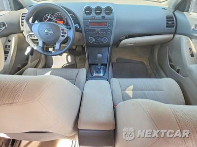 Zdjęcie 8 z 12 samochodu: 2012 NISSAN ALTIMA 2.5 VIN:1N4AL2AP3CN484181 - miniatura