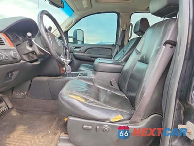 Zdjęcie 7 z 12 samochodu: 2008 CHEVROLET SILVERADO K3500 VIN:1GCJK33668F110544 - miniatura