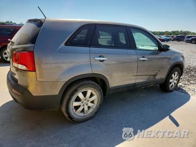 Trzecie zdjęcie samochodu z tyłu: 2013 KIA SORENTO LX VIN:5XYKT3A1XDG315297 - miniatura