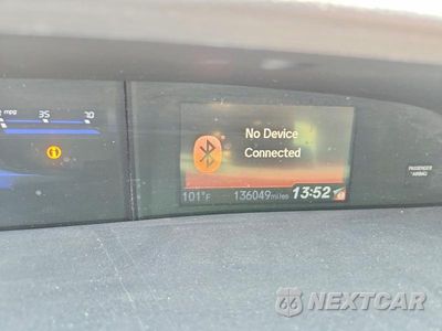 Zdjęcie 9 z 12 samochodu: 2014 HONDA CIVIC LX VIN:19XFB2E57EE032222 - miniatura