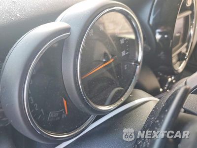 Zdjęcie 9 z 12 samochodu: 2020 MINI COOPER S VIN:WMWXR5C03L2L91910 - miniatura
