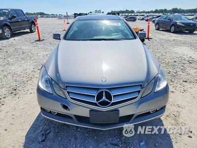 Piąte zdjęcie samochodu w środku: 2011 MERCEDES-BENZ E 350 VIN:WDDKJ5GB8BF090739 - miniatura
