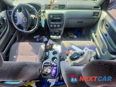 Zdjęcie 8 z 13 samochodu: 1998 HONDA CR-V LX VIN:JHLRD1845WC103708 - miniatura