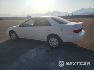 Drugie zdjęcie samochodu z przodu: 2000 TOYOTA CAMRY LE VIN:JT2BG28K3Y0388576 - miniatura