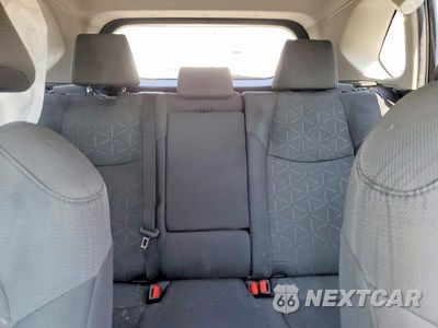 Zdjęcie 10 z 13 samochodu: 2021 TOYOTA RAV4 XLE VIN:2T3W1RFVXMC111155 - miniatura