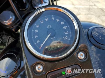 Zdjęcie 7 z 8 samochodu: 2017 HARLEY-DAVIDSON FXDB DYNA STREET BOB VIN:1HD1GXM39HC312100 - miniatura