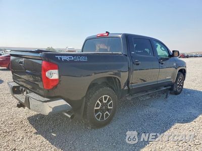 Trzecie zdjęcie samochodu z tyłu: 2020 TOYOTA TUNDRA SR5 VIN:5TFDY5F13LX875821 - miniatura