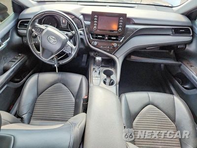 Zdjęcie 8 z 12 samochodu: 2022 TOYOTA CAMRY SE VIN:4T1G11AK1NU055294 - miniatura