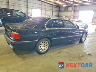 Trzecie zdjęcie samochodu z tyłu: 2001 BMW 740 IL VIN:WBAGH83421DP17690 - miniatura