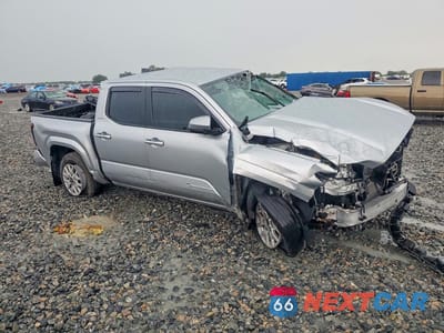 Czwarte zdjęcie samochodu z boku: 2025 TOYOTA TACOMA SR5 VIN:3TYLB5JN5ST065574 - miniatura