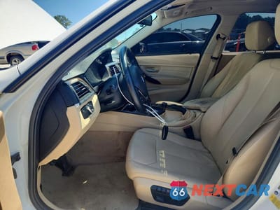 Zdjęcie 7 z 12 samochodu: 2015 BMW 328 I VIN:WBA3A5C50FF609901 - miniatura