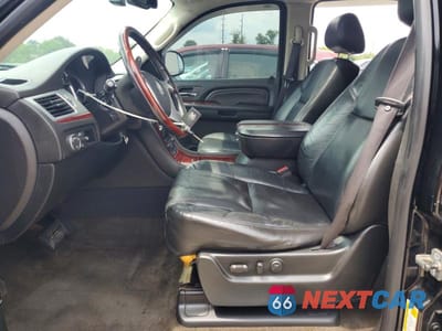 Zdjęcie 7 z 13 samochodu: 2009 CADILLAC ESCALADE LUXURY VIN:1GYFK23279R260735 - miniatura