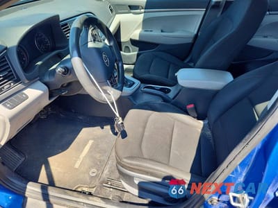 Zdjęcie 7 z 12 samochodu: 2017 HYUNDAI ELANTRA SE VIN:KMHD74LF1HU400685 - miniatura