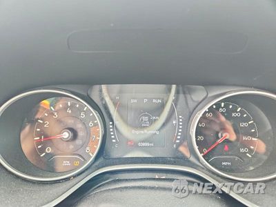 Zdjęcie 9 z 13 samochodu: 2019 JEEP COMPASS LATITUDE VIN:3C4NJDBB2KT776466 - miniatura