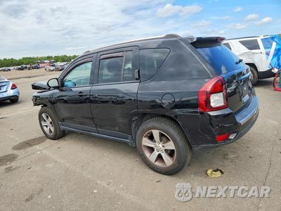 Drugie zdjęcie samochodu z przodu: 2017 JEEP COMPASS LATITUDE VIN:1C4NJCEA1HD157014 - miniatura