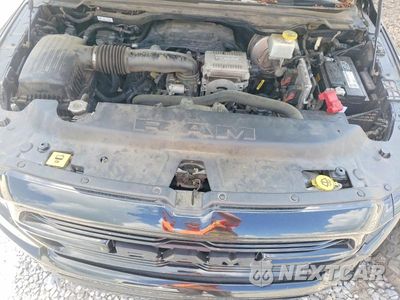 Zdjęcie 11 z 12 samochodu: 2019 RAM 1500 LARAMIE VIN:1C6SRFJT4KN845425 - miniatura