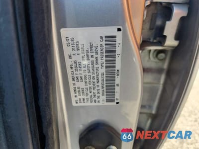 Zdjęcie 12 z 12 samochodu: 2007 ACURA TL TYPE S VIN:19UUA76597A041324 - miniatura