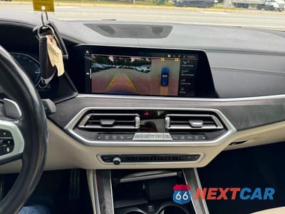 Zdjęcie 8 z 10 samochodu: 2022 BMW X5 XDRIVE45E VIN:5UXTA6C09N9J12211 - miniatura