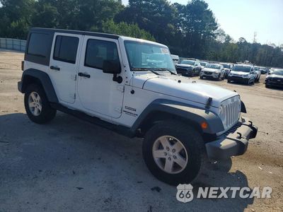 Czwarte zdjęcie samochodu z boku: 2017 JEEP WRANGLER UNLIMITED SPORT VIN:1C4BJWDGXHL685179 - miniatura