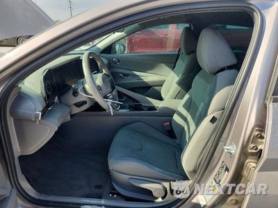 Zdjęcie 7 z 13 samochodu: 2023 HYUNDAI ELANTRA SEL VIN:KMHLS4AG3PU557932 - miniatura