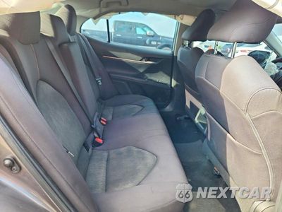 Zdjęcie 10 z 12 samochodu: 2020 TOYOTA CAMRY LE VIN:4T1C11AK8LU929555 - miniatura