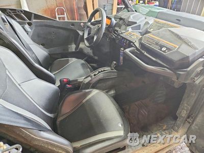 Piąte zdjęcie samochodu w środku: 2021 CAN-AM COMMANDER MAX 1000R DPS VIN:3JB1YAX45MK000279 - miniatura