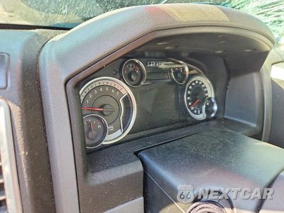 Zdjęcie 9 z 12 samochodu: 2019 RAM 1500 CLASSIC SLT VIN:1C6RR7LT7KS527284 - miniatura