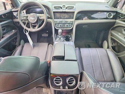 Zdjęcie 8 z 12 samochodu: 2022 BENTLEY BENTAYGA VIN:SJAAM2ZV0NC017245 - miniatura