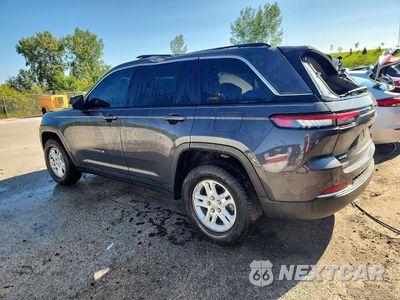 Drugie zdjęcie samochodu z przodu: 2022 JEEP GRAND CHEROKEE LAREDO VIN:1C4RJHAG6N8595797 - miniatura