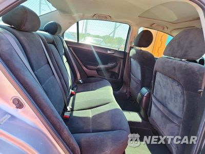 Zdjęcie 10 z 12 samochodu: 2004 HONDA ACCORD EX VIN:1HGCM55784A151173 - miniatura