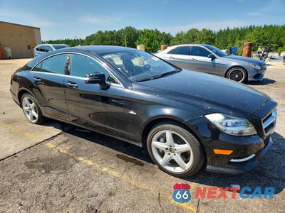 Czwarte zdjęcie samochodu z boku: 2012 MERCEDES-BENZ CLS 550 VIN:WDDLJ7DB5CA035197 - miniatura