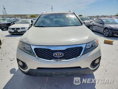 Piąte zdjęcie samochodu w środku: 2011 KIA SORENTO EX VIN:5XYKU4A12BG035714 - miniatura