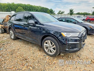 Czwarte zdjęcie samochodu z boku: 2021 AUDI Q7 PREMIUM VIN:WA1AXAF7XMD021523 - miniatura