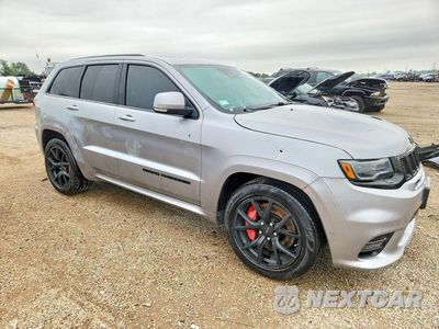 Czwarte zdjęcie samochodu z boku: 2018 JEEP GRAND CHEROKEE SRT-8 VIN:1C4RJFDJ9JC344162 - miniatura