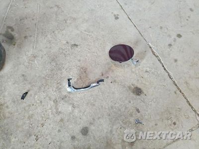 Zdjęcie 13 z 14 samochodu: 2016 KIA SORENTO LX VIN:5XYPGDA30GG069253 - miniatura