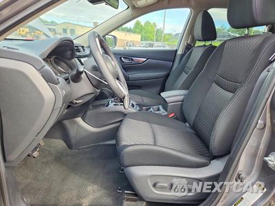 Zdjęcie 7 z 13 samochodu: 2019 NISSAN ROGUE SV VIN:KNMAT2MV3KP554981 - miniatura