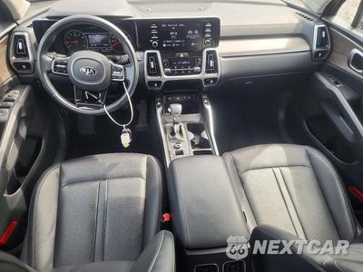 Zdjęcie 8 z 12 samochodu: 2021 KIA SORENTO EX VIN:5XYRHDLF9MG012591 - miniatura