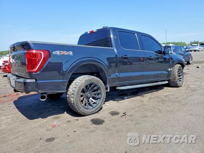 Trzecie zdjęcie samochodu z tyłu: 2023 FORD F150 SUPERCREW VIN:1FTFW1E50PFC94655 - miniatura