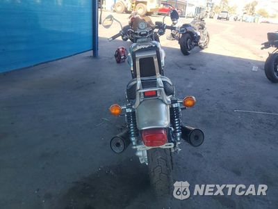 Czwarte zdjęcie samochodu z boku: 1997 YAMAHA VMAX VMX12 VIN:JYA2WFC07VA013301 - miniatura