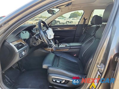 Zdjęcie 7 z 12 samochodu: 2017 BMW 740 XE VIN:WBA7J2C5XHG497556 - miniatura
