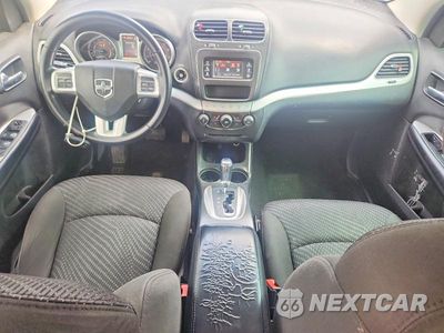Zdjęcie 8 z 13 samochodu: 2017 DODGE JOURNEY SE VIN:3C4PDCABXHT560269 - miniatura