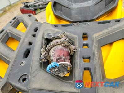Zdjęcie 9 z 10 samochodu: 2014 CAN-AM OUTLANDER ATV VIN:3JBLKCP16EJ000021 - miniatura