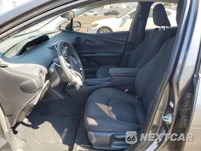 Zdjęcie 7 z 12 samochodu: 2017 TOYOTA PRIUS TWO VIN:JTDKBRFU5H3027559 - miniatura