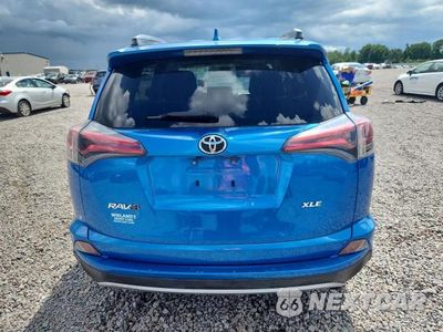 Zdjęcie 6 z 14 samochodu: 2017 TOYOTA RAV4 XLE VIN:JTMWFREV6HJ113457 - miniatura