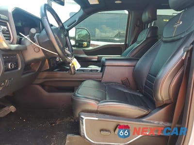 Zdjęcie 7 z 13 samochodu: 2024 FORD F350 SUPER DUTY VIN:1FT8W3BM1REF20680 - miniatura