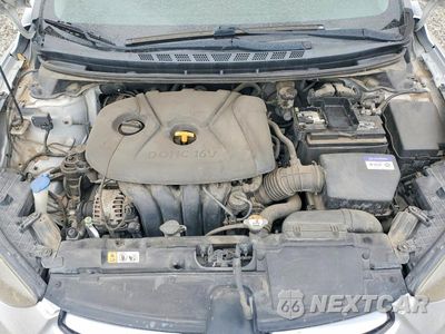 Zdjęcie 11 z 13 samochodu: 2013 HYUNDAI ELANTRA GLS VIN:KMHDH4AE7DU523795 - miniatura