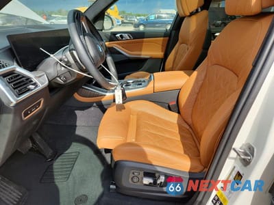 Zdjęcie 7 z 14 samochodu: 2024 BMW X7 XDRIVE40I VIN:5UX23EM0XR9S36542 - miniatura