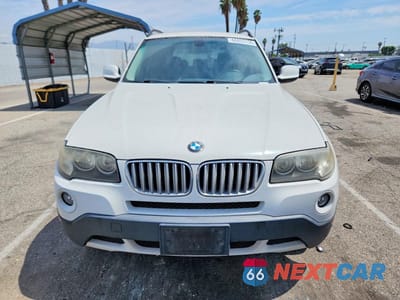 Piąte zdjęcie samochodu w środku: 2010 BMW X3 XDRIVE30I VIN:WBXPC9C49AWJ35018 - miniatura